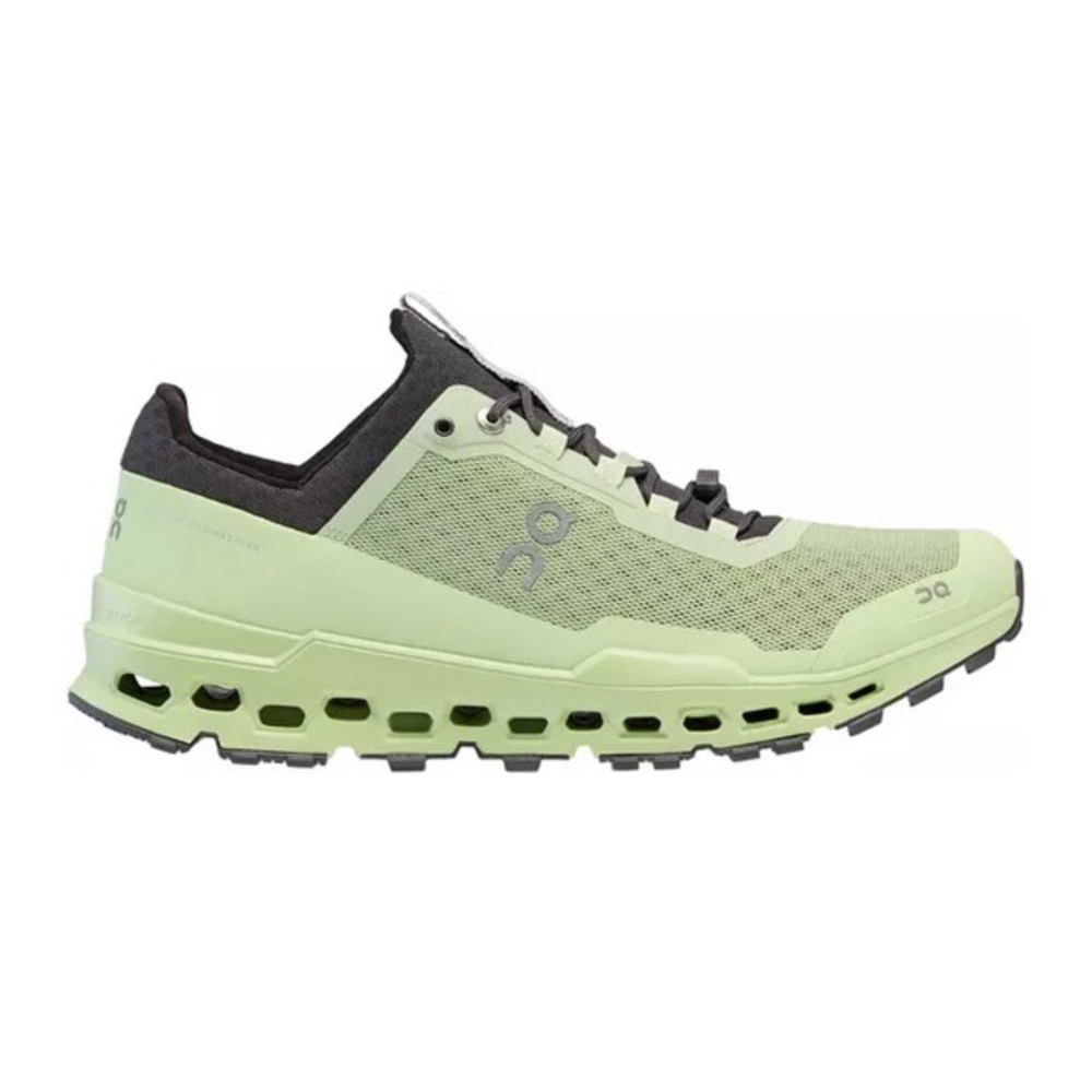 Women’s on clouds